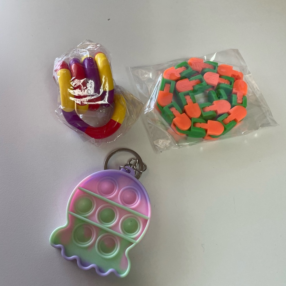 Bundle of 3 Fidget Toy Sensory Rainbow Color Items Keychain, NWT